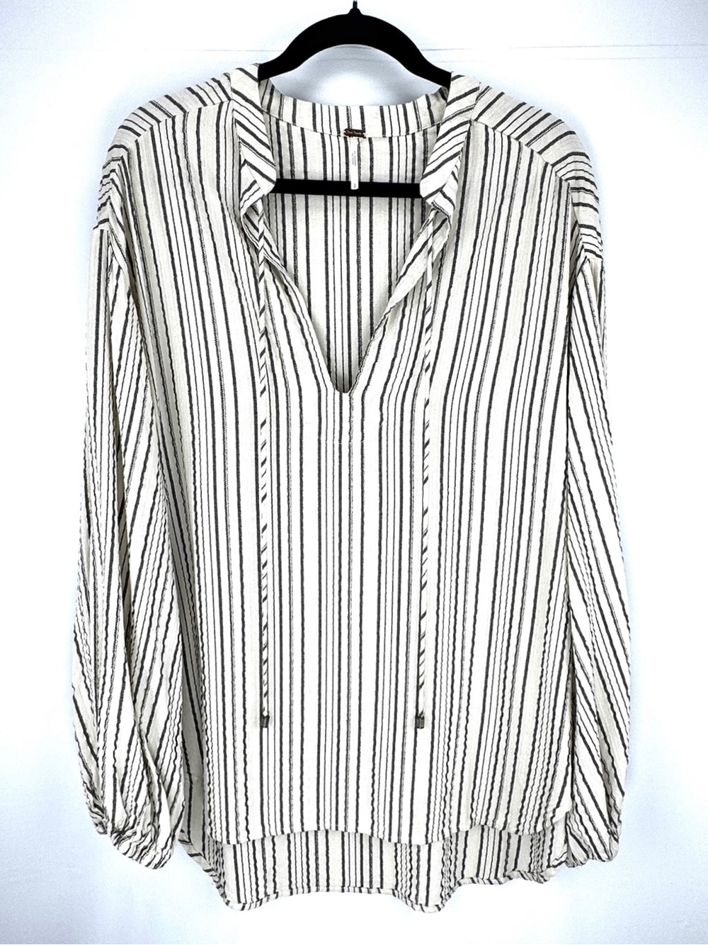 Free People Gray and Cream Striped V-Neck Tunic w/ Balloon Sleeves